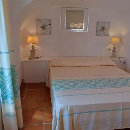 Villa 32 *