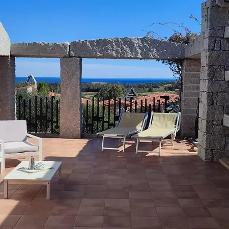 32 Villa Castiadas